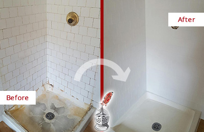 Sir Grout Cleans this Savannah Shower Cleaned to Eliminate Mold Before and After Picture of a Savannah Shower Cleaned to Eliminate Mold